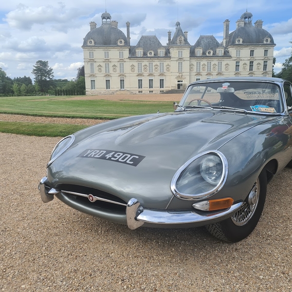 A Majestic VIP Tour in the Loire Valley in My E-type