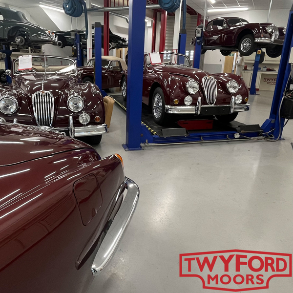 Classic Jaguar Maroon Five – workshop update
