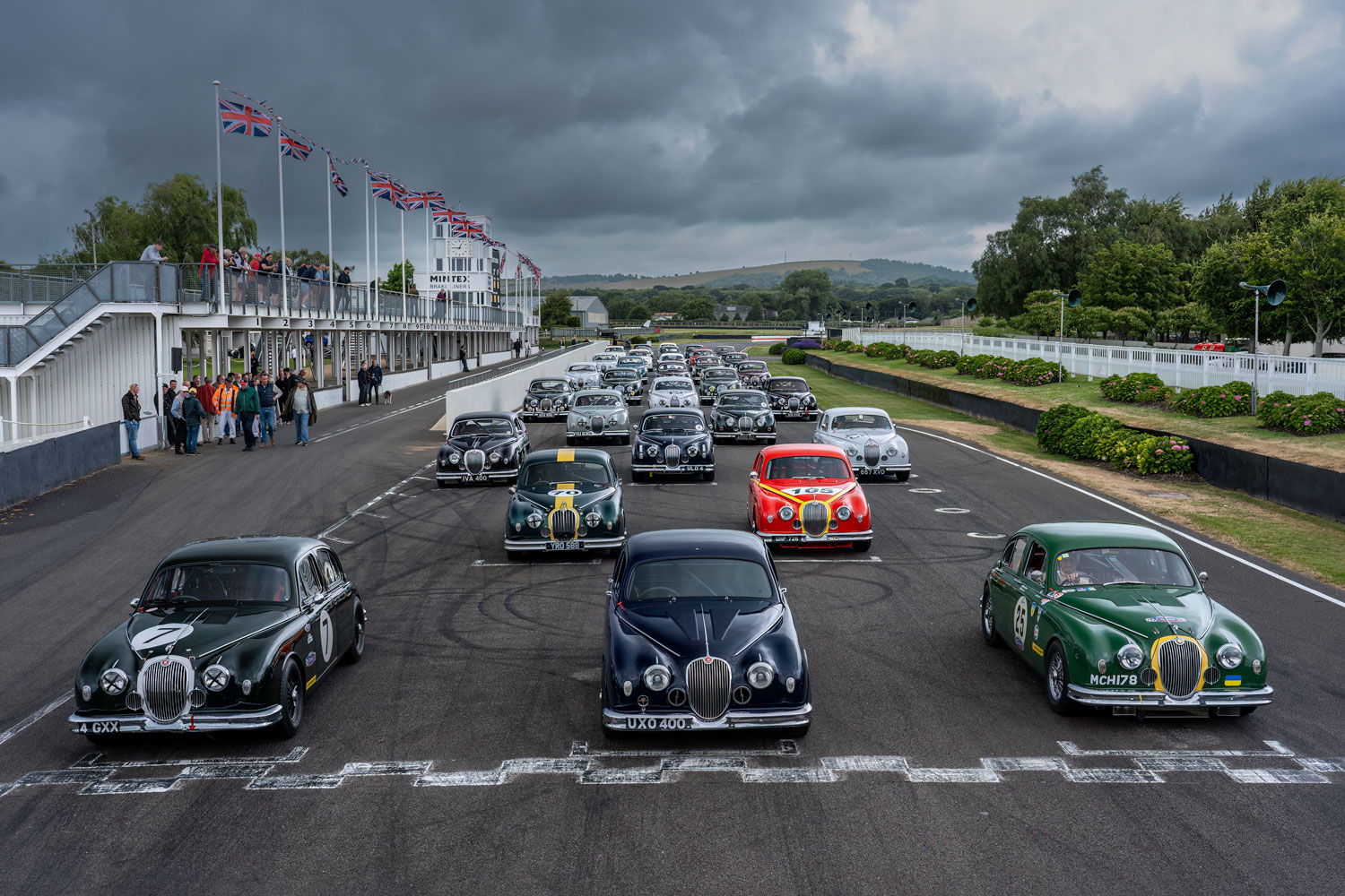 Jaguar MKI Goodwood Grid