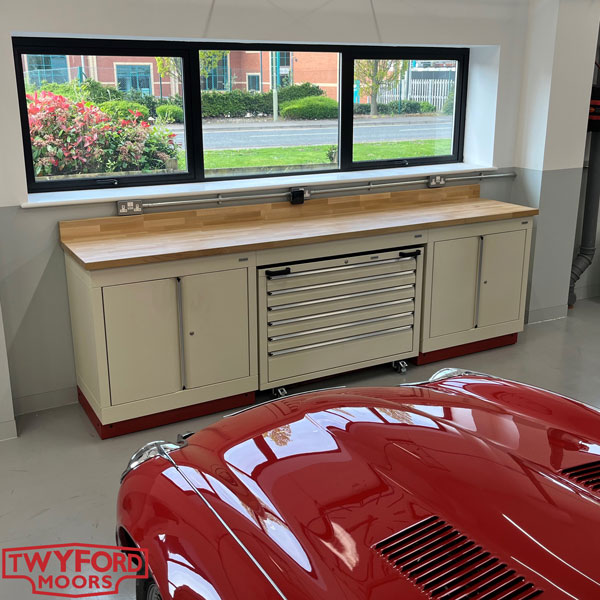 Fitted toolbox and storage