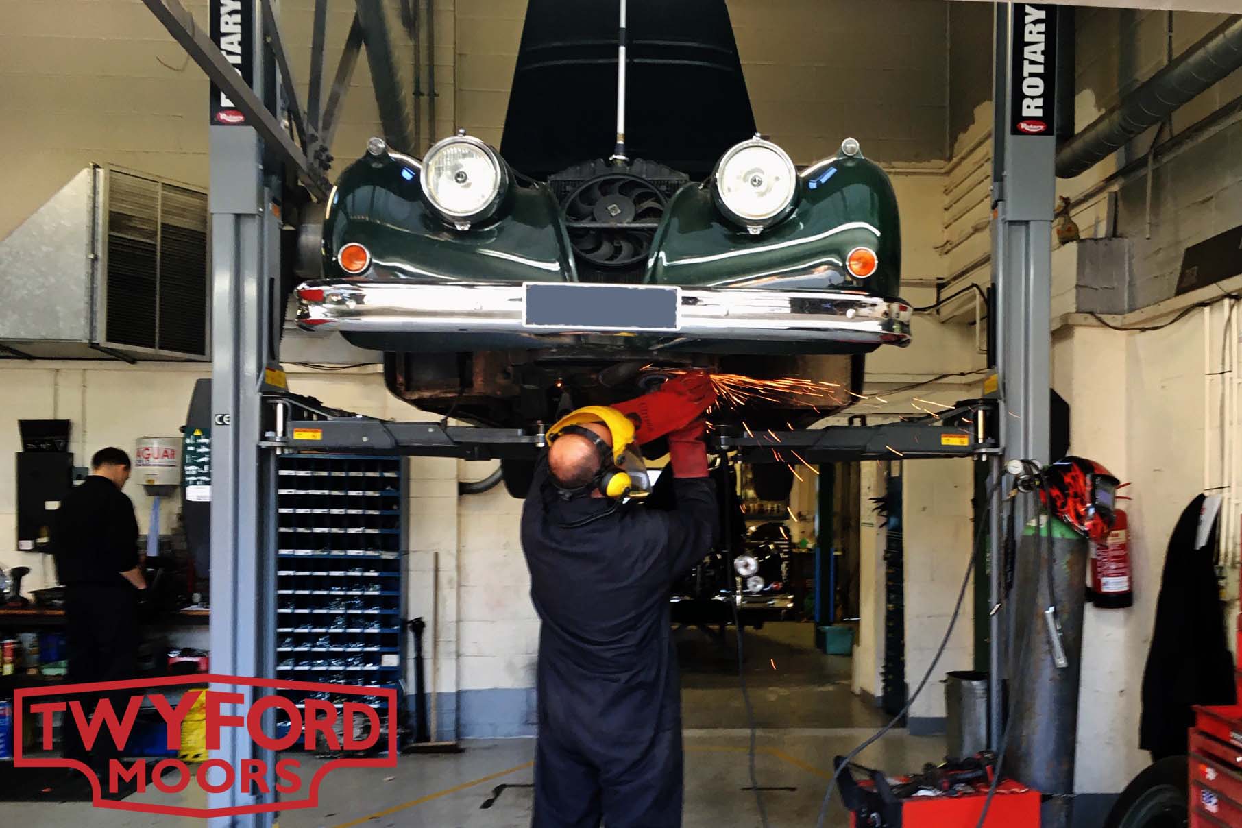 Jaguar XK140 chassis repair