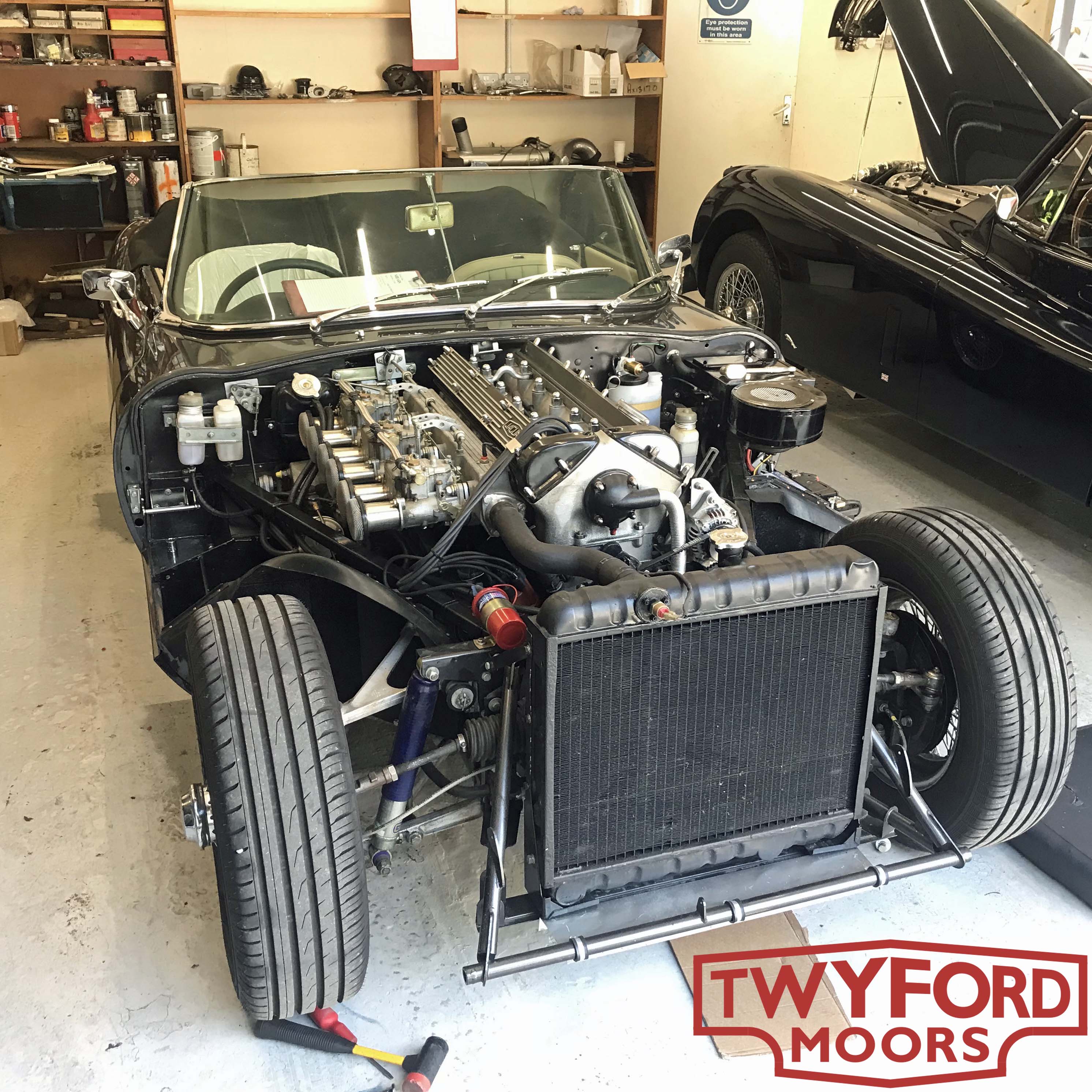Jaguar E-Type engine rebuild