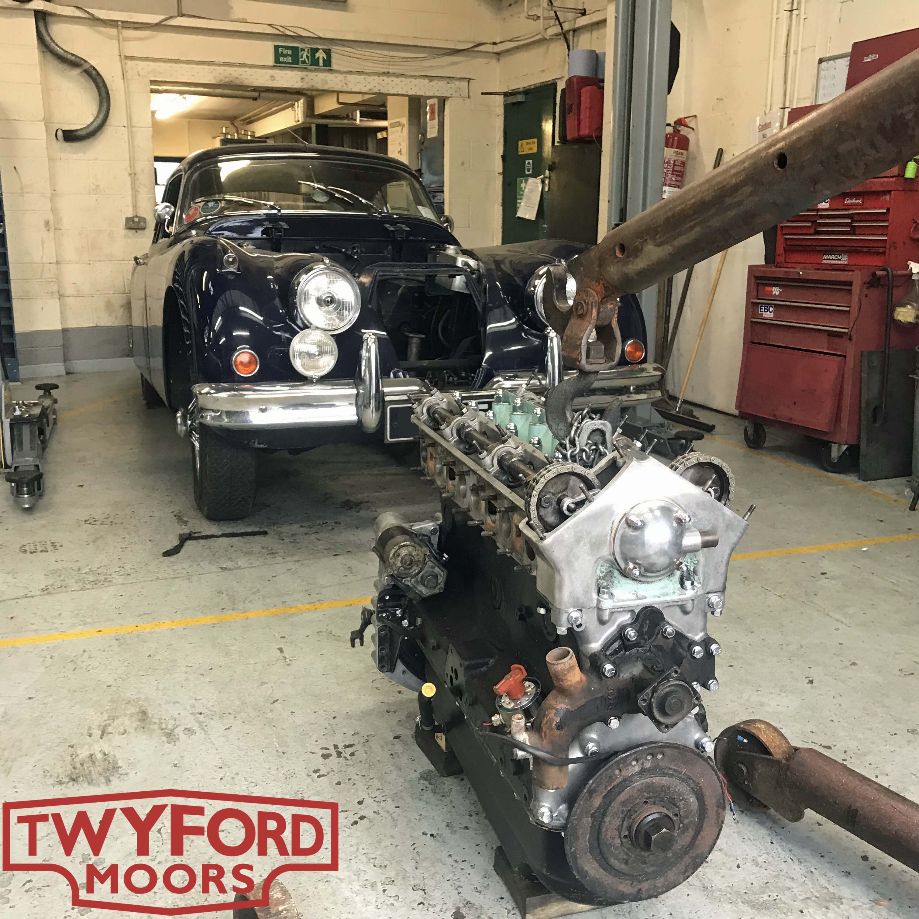 Jaguar XK150 engine rebuild