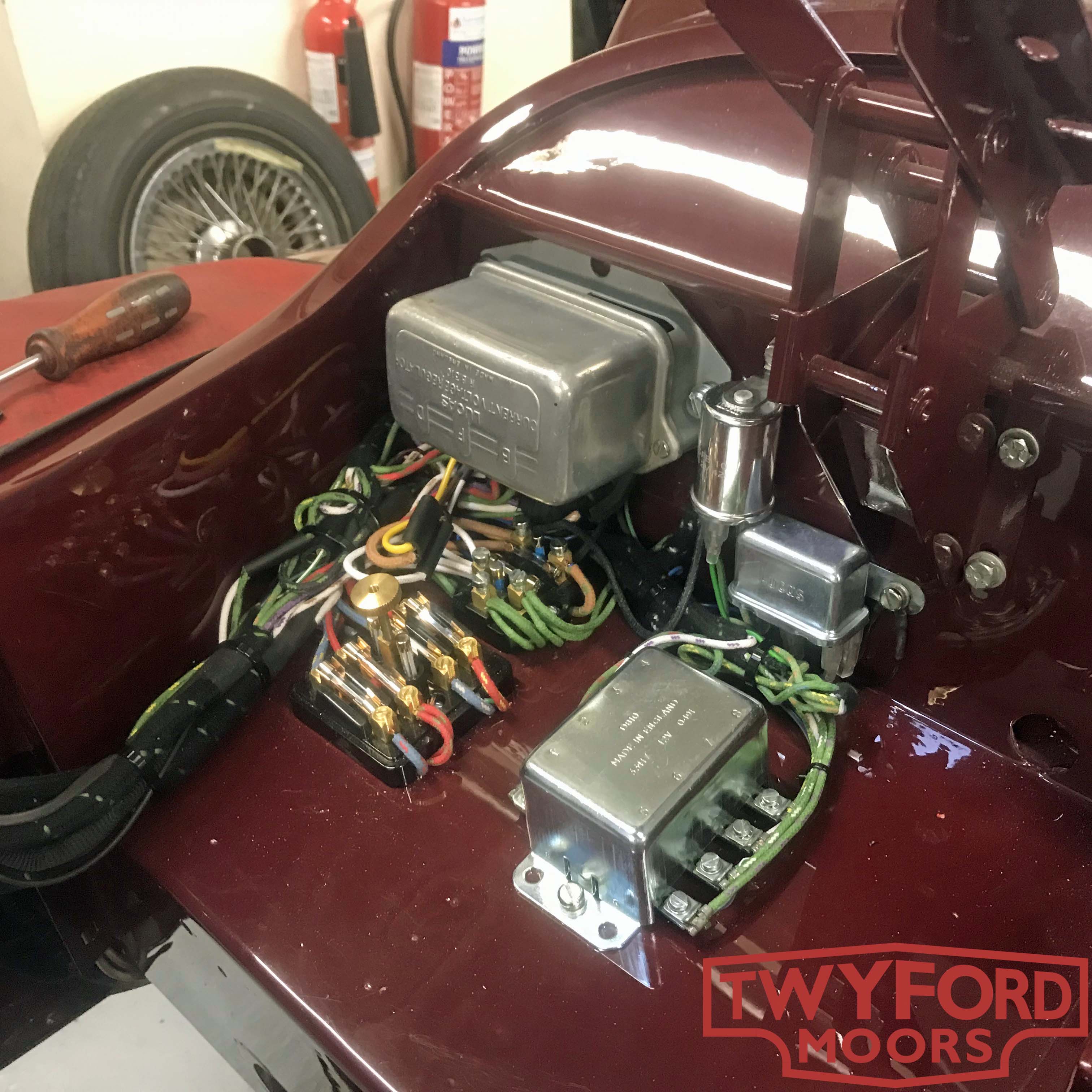 Jaguar XK140 restoration rewire