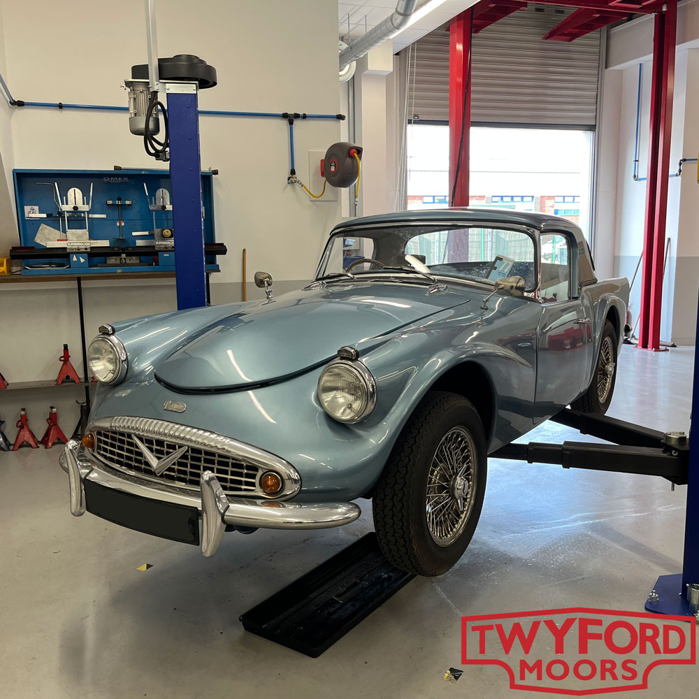 Classic car workshop Hampshire