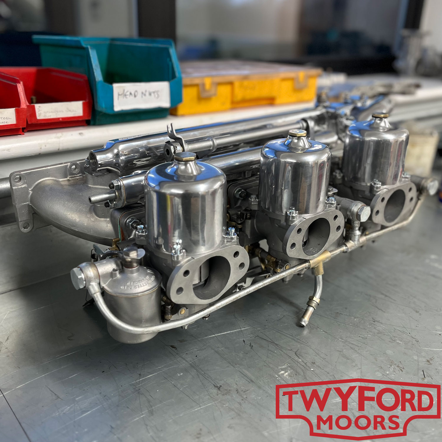 Jaguar E-Type carburettor rebuild