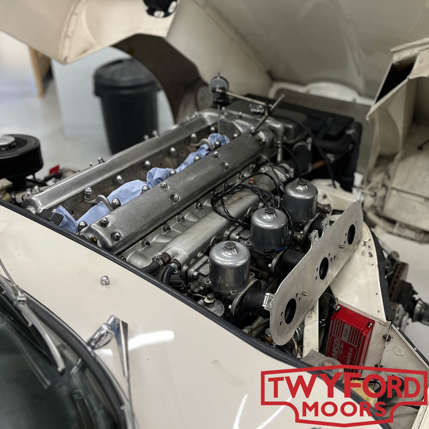 Jaguar E-Type ignition system