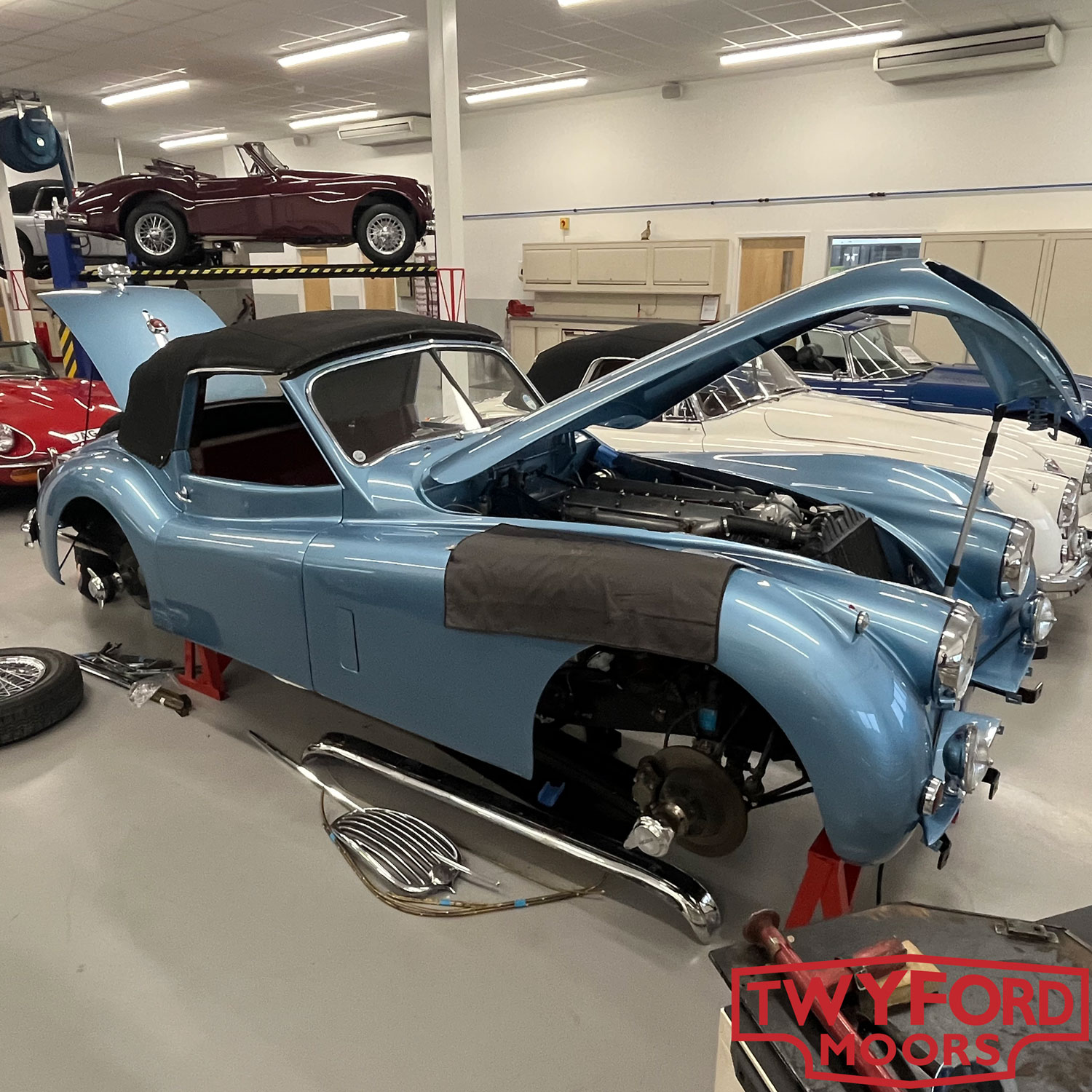 Jaguar XK140 refurbishment