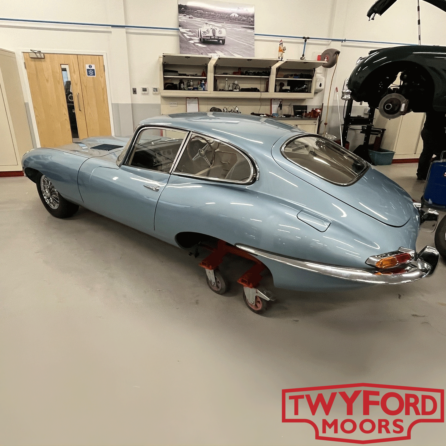 Jaguar E-Type differential rebuild