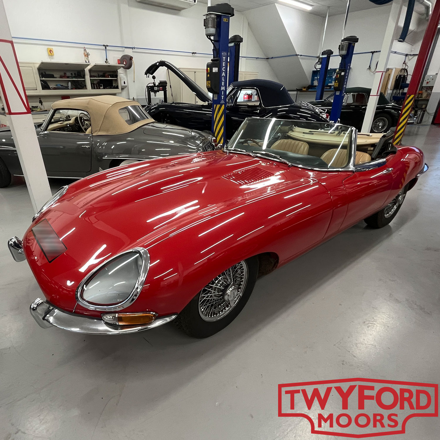 Jaguar E-Type full restoration