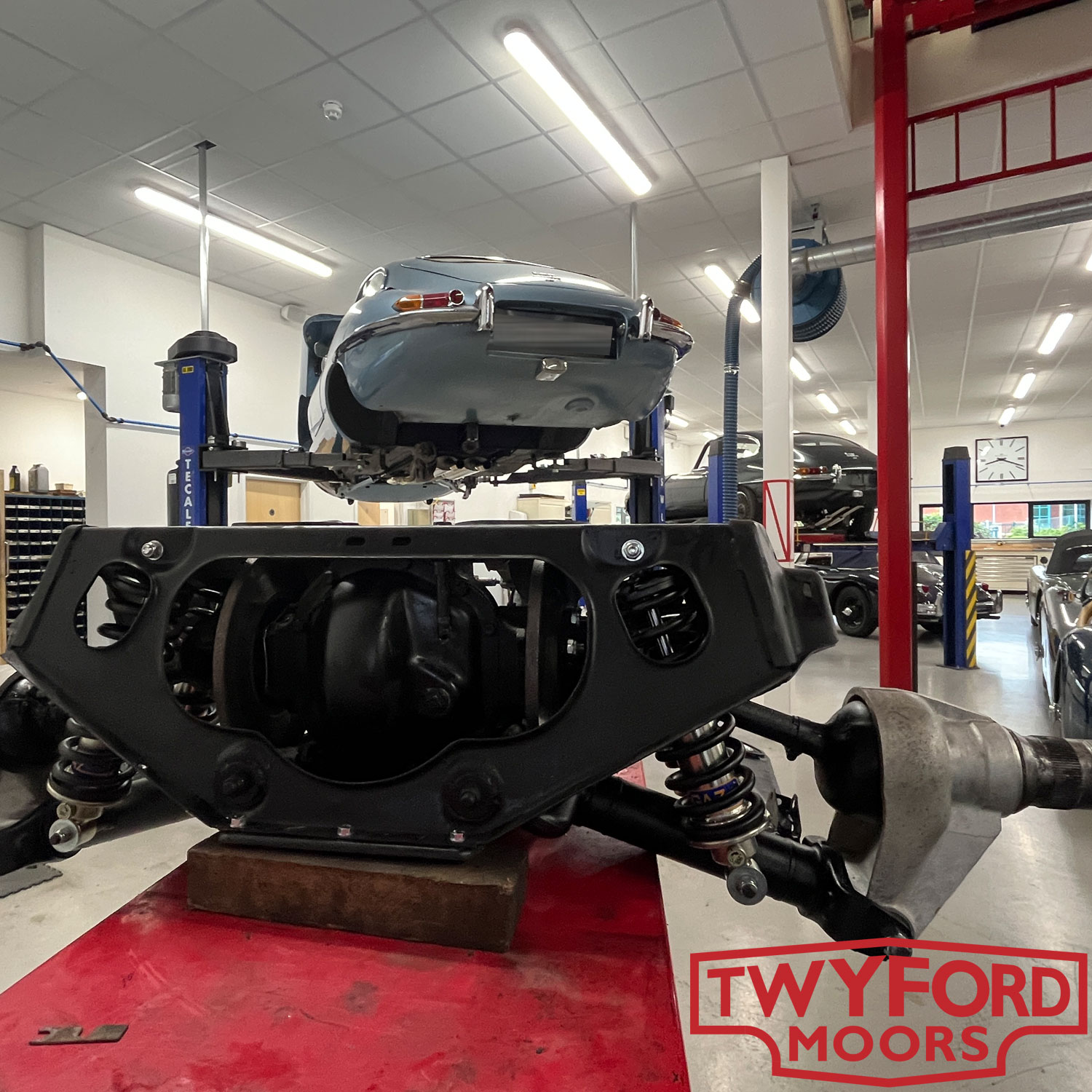 Jaguar E-Type suspension rebuild