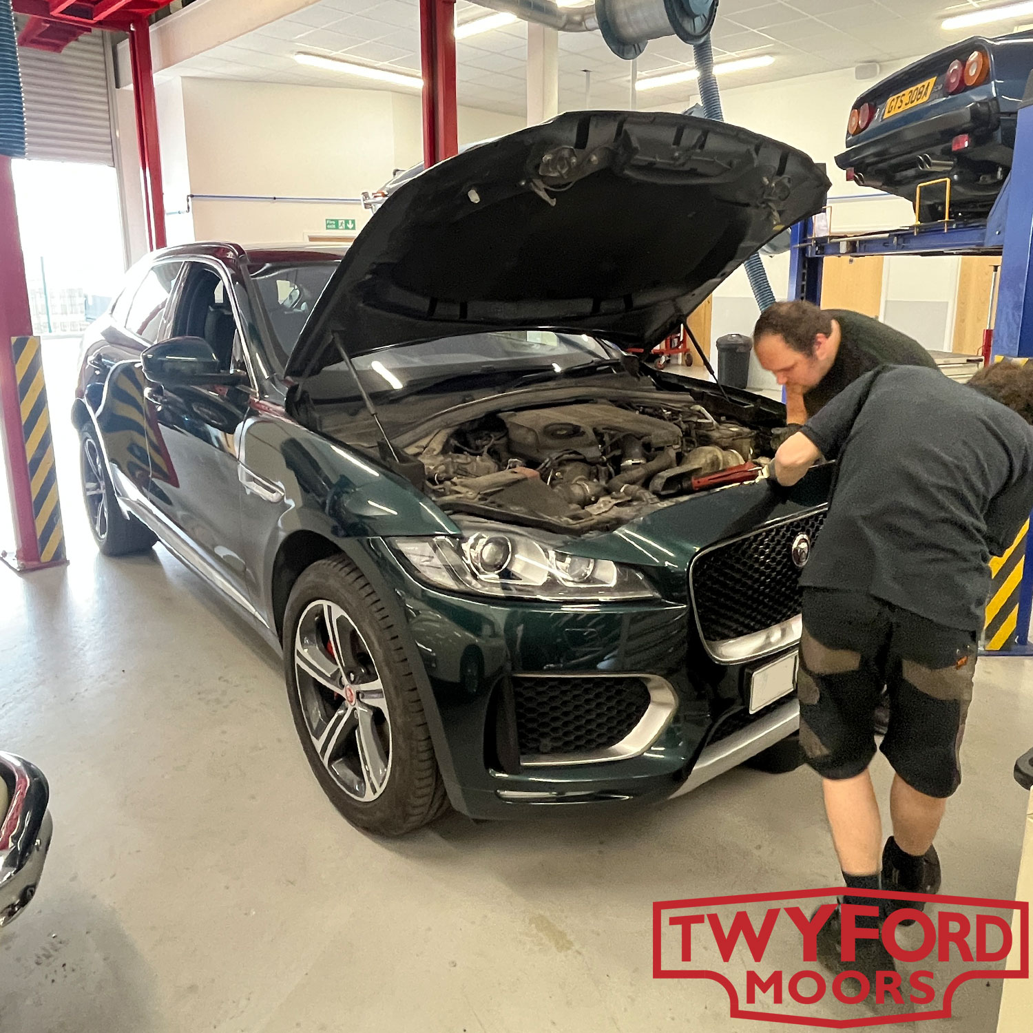 Jaguar F-Pace