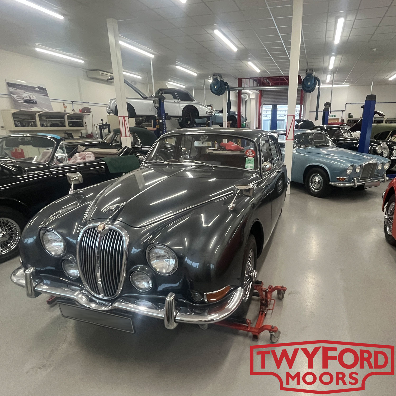 Jaguar S-Type and 420