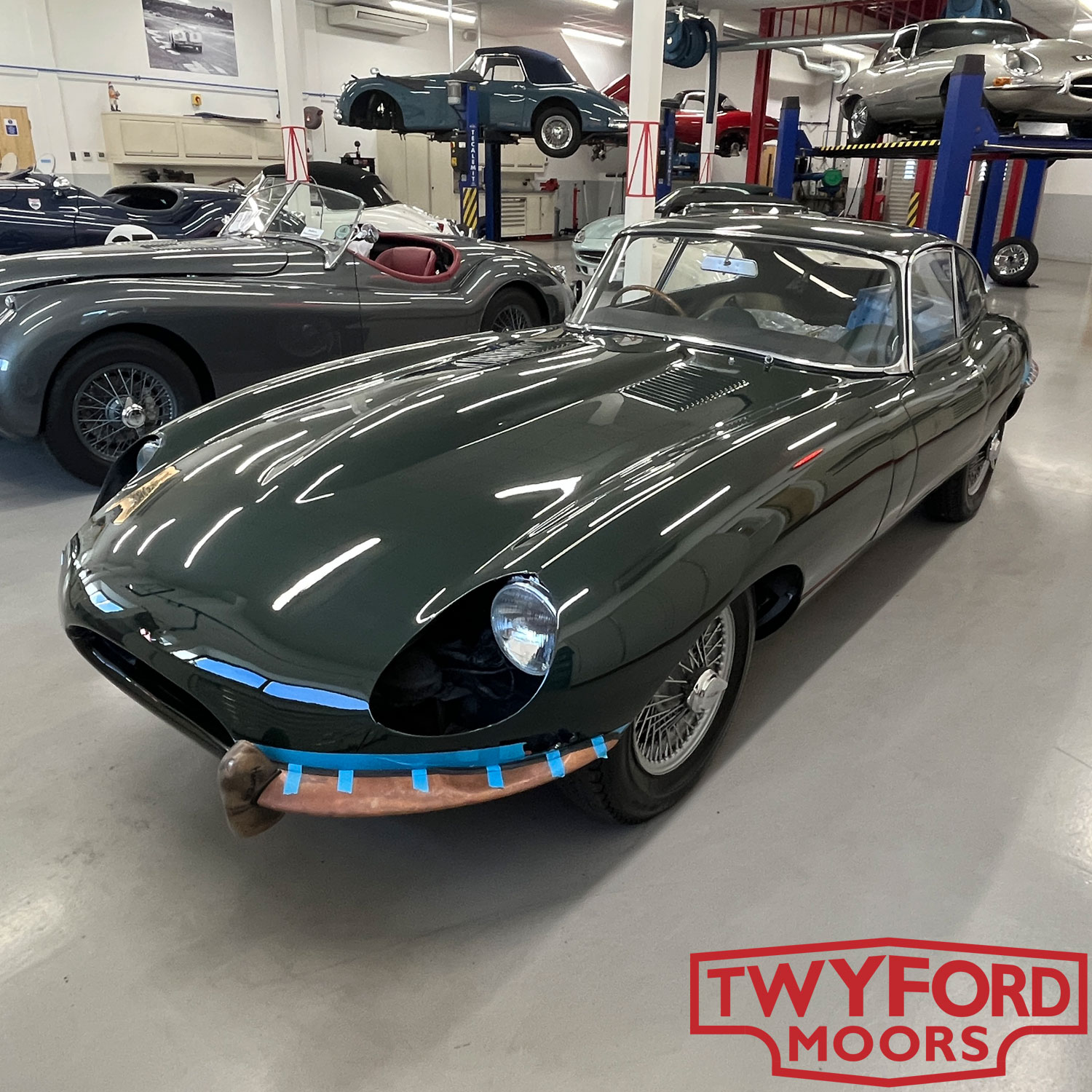Jaguar E-Type crash repair