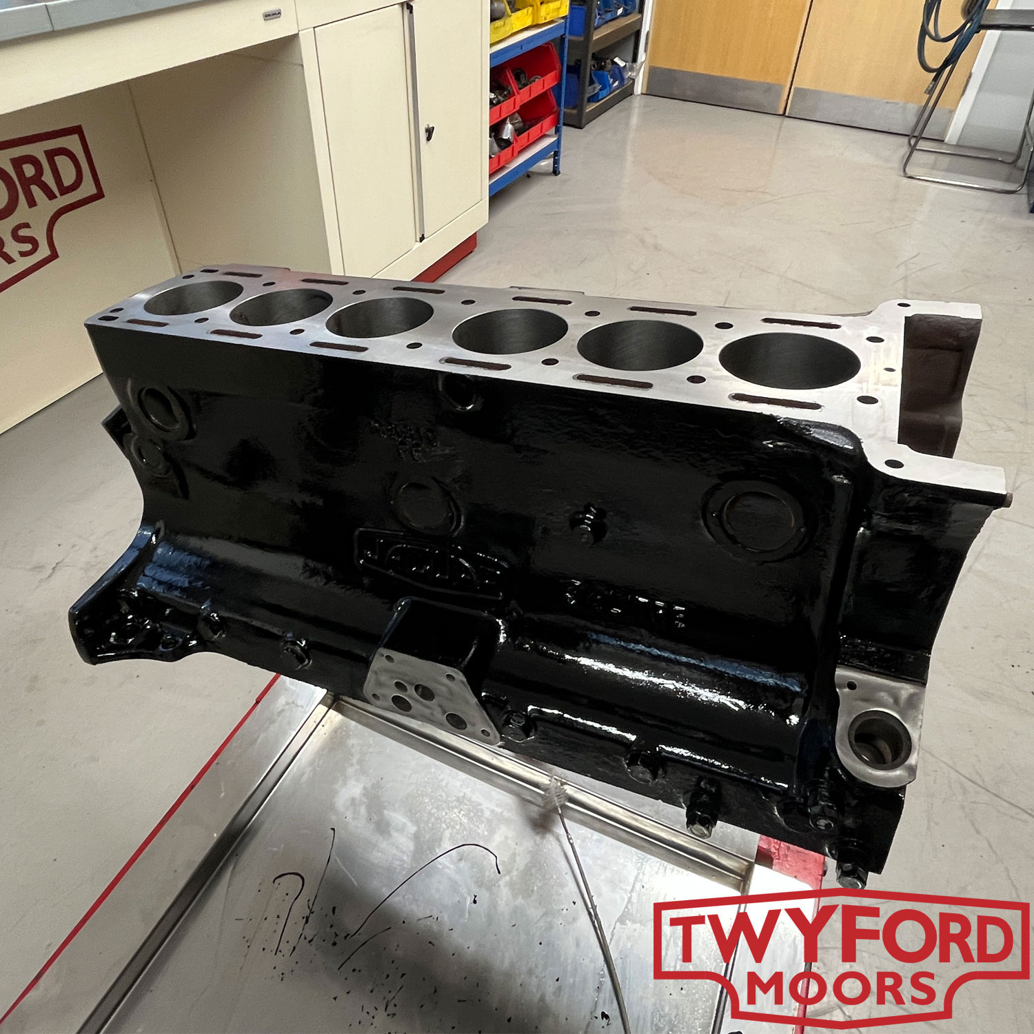 Jaguar XK engine rebuild